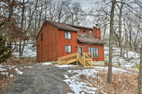 Evolve Charming Poconos Abode Grill and Fire Pit